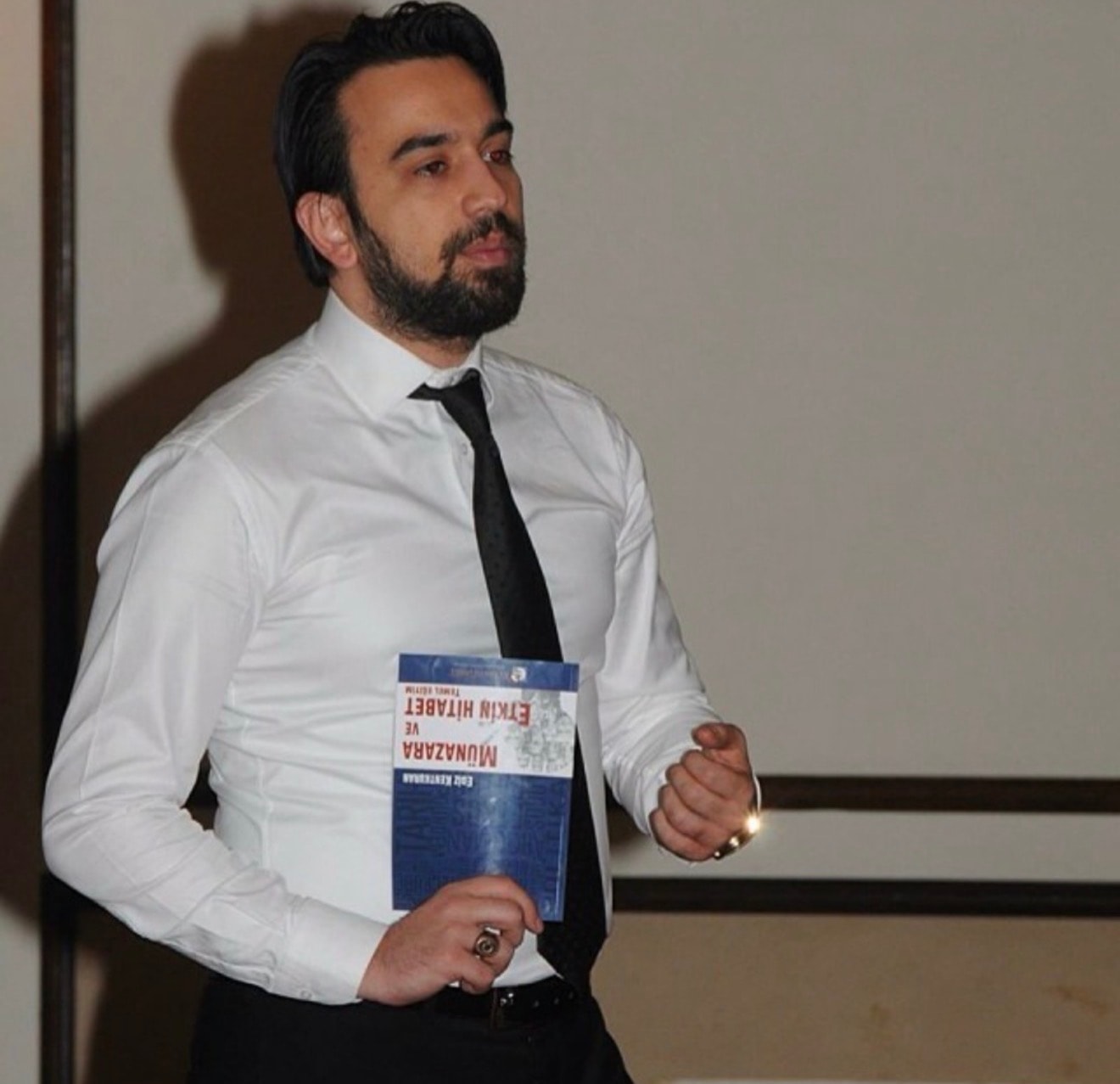 Münazara ve Etkin Hitabet kitabı